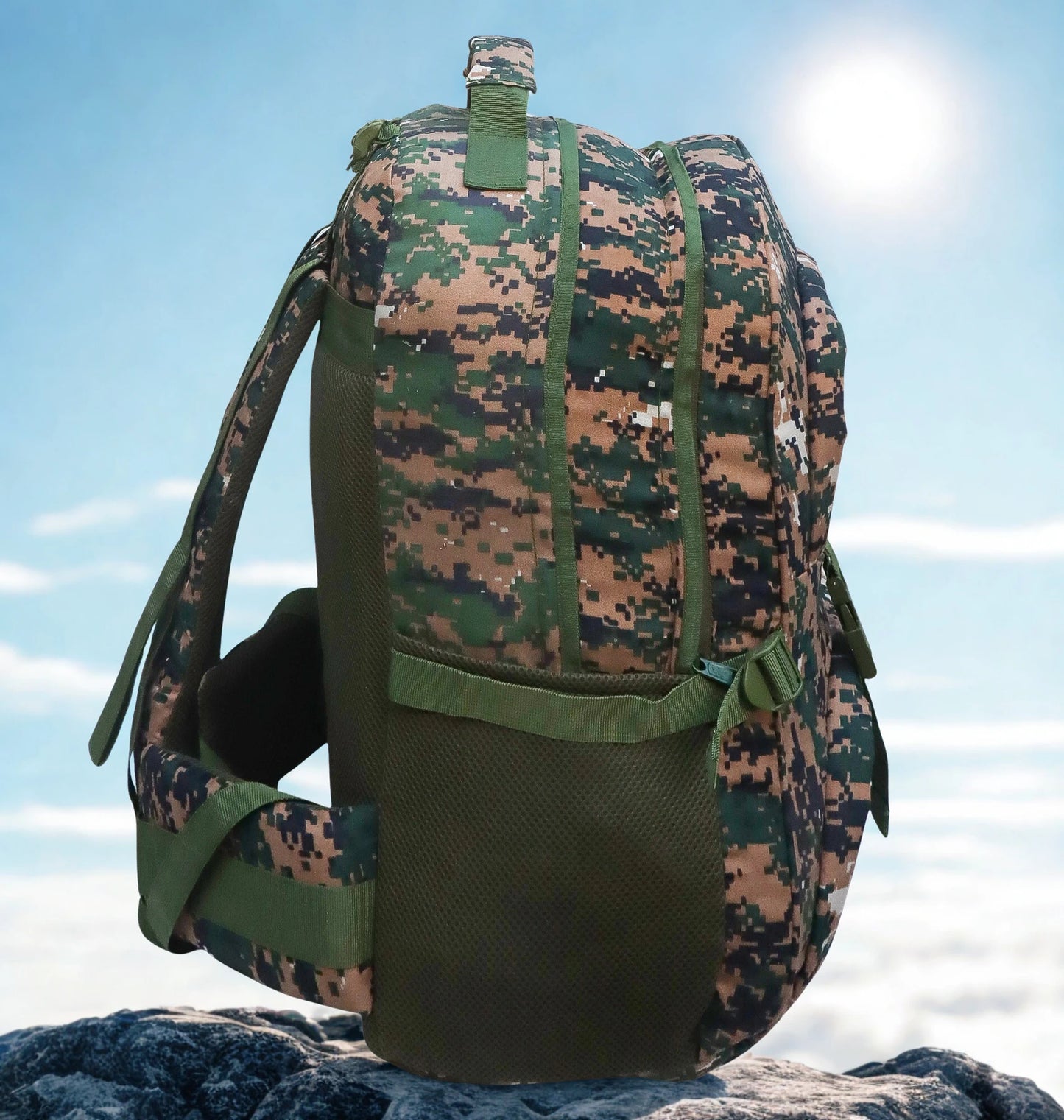 AZAD GEARS ARMY KANGAROO 70 LTR BACKPACK WITH EXTRA SPACE WITH 2 COMPARTMENTS AND 3 POCKETS FOR TREKKING AND TRAVELLING | MEN & WOMEN | ARMY COBRA| FREE SIZE