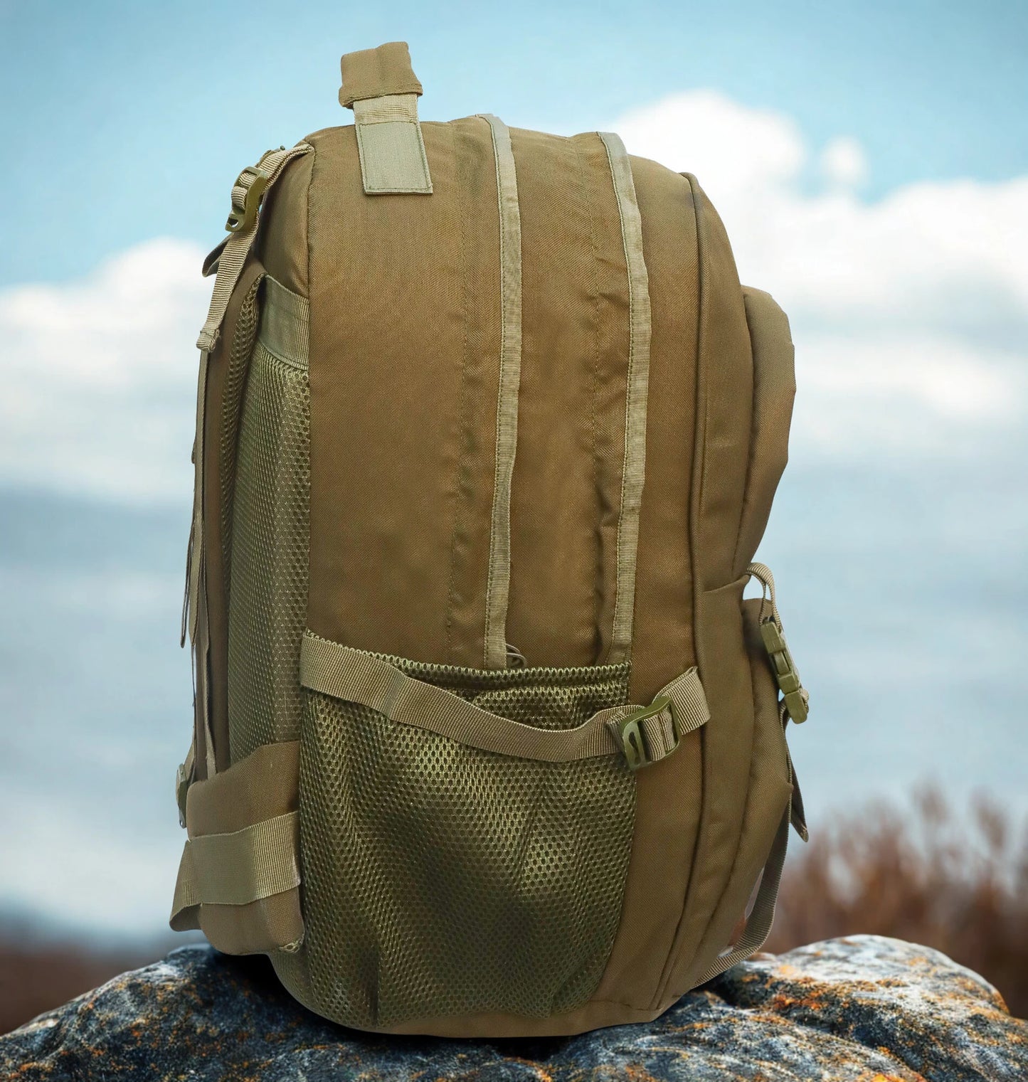 AZAD GEARS ARMY KANGAROO 70 LTR BACKPACK WITH EXTRA SPACE WITH 2 COMPARTMENTS AND 3 POCKETS FOR TREKKING AND TRAVELLING | MEN & WOMEN | ARMY LITE GREEN| FREE SIZE