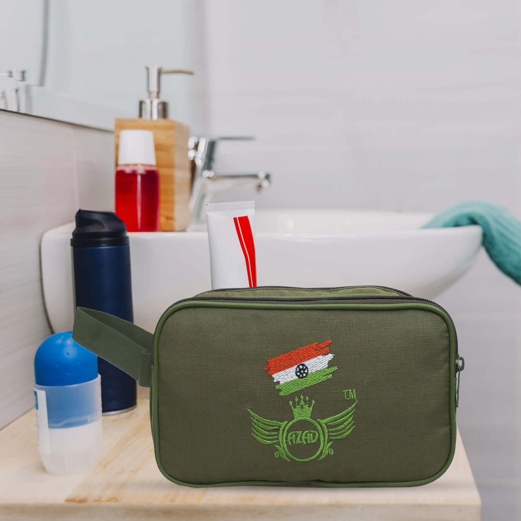 AZAD GEARS ARMY JOSH SHAVING KIT WITH 3 COMPARTMENTS AND 1 POCKET FOR TREKKING AND TRAVELLING | ARMY TRAVEL SHAVING KIT & BAGS | MEN & WOMEN |ARMY GREEN| FREE SIZE